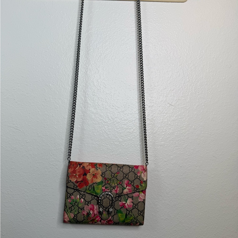 GUCCI GG Supreme Dionysus Small Floral Crossbody Bag - Picture 10 of 10